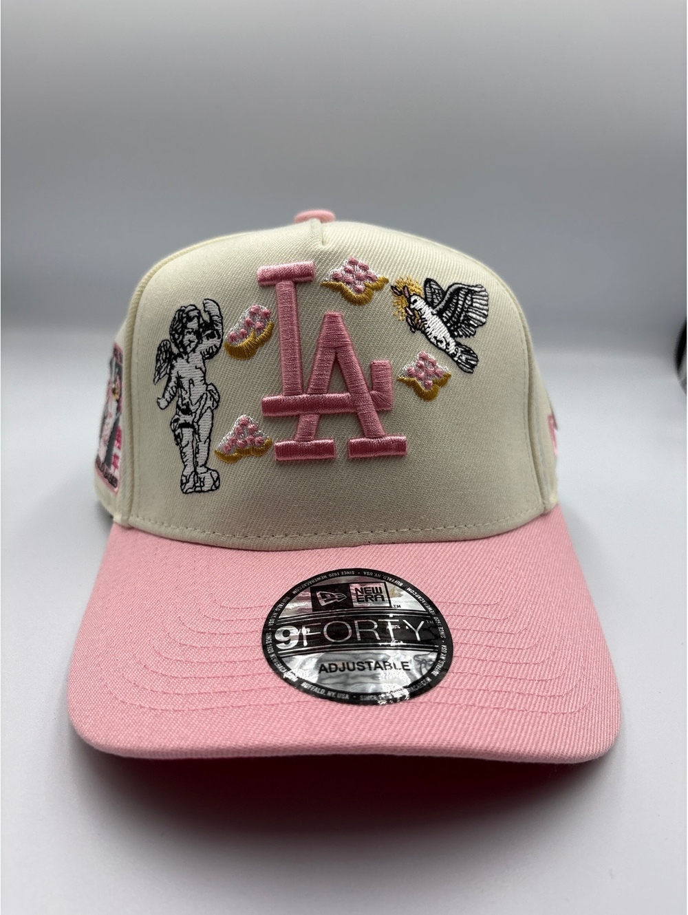 New Era 9FORTY Adjustable LA Angels Baseball Cap with Pink Brim